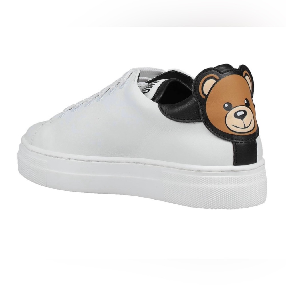 Moschino kids sneakers authentic used 3 time in good condition